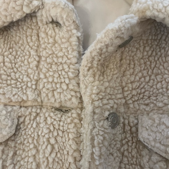 Sherpa Jacket - Picture 7 of 8